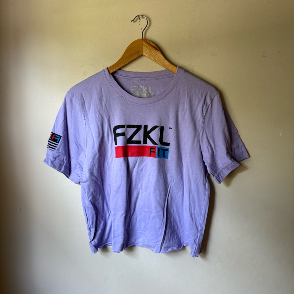 FZKL Cropped Tee